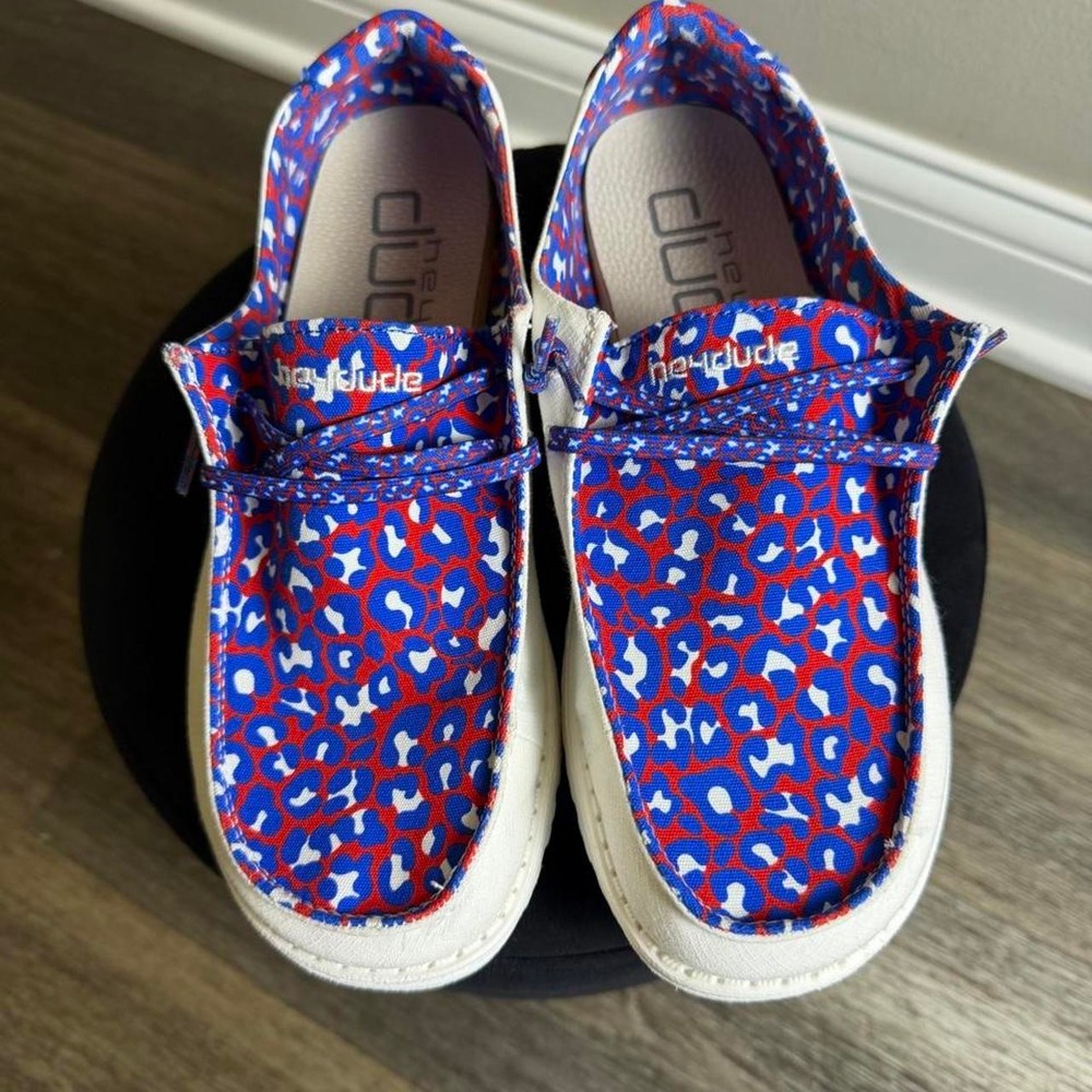 Hey Dude Wendy Leo Americana Size 8